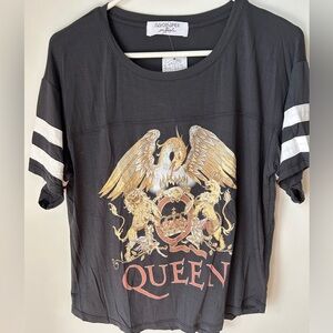 NWT Free People Queen Band Graphic T-Shirt - size xs